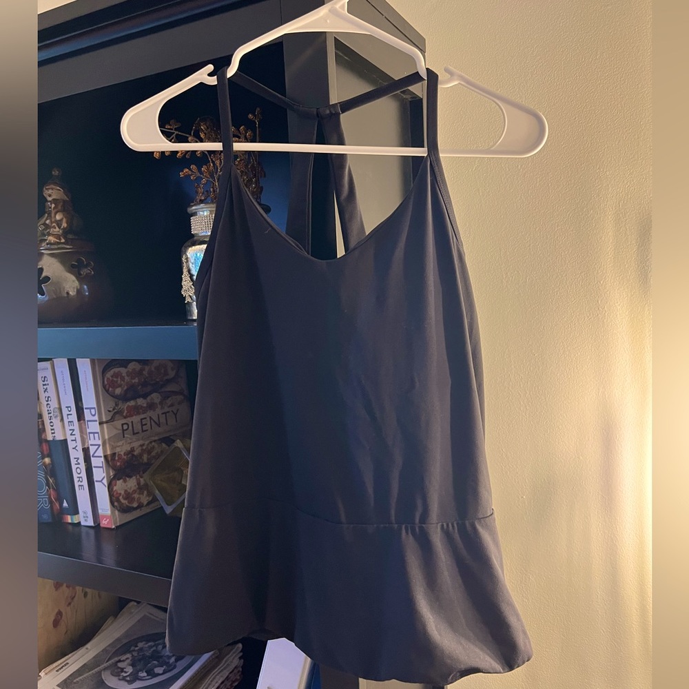 Fabletics top, free beauty gift w purchase!